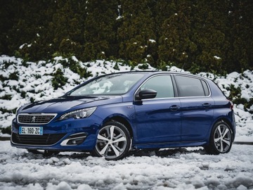 Peugeot 308 II Hatchback 5d 1.2 PureTech 130KM 2017 Peugeot 308 GT Line Transport w cenie