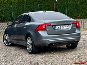 Volvo S60 III Sedan 2.0 T5 254KM 2018 Volvo S60 INSCRIPTION Kamera Navi Led Radar HarmanKardon 2.0 Benzyna 254KM, zdjęcie 8