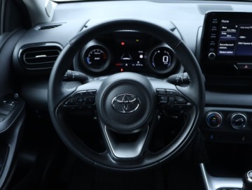 Toyota Yaris IV Hatchback 1.5 Dynamic Force 125KM 2023 Toyota Yaris 1.5 VVT-i, Salon Polska, zdjęcie 17