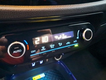 Toyota Aygo X 1.1 VVT-i 72KM 2022 Toyota Aygo X Toyota Aygo X 1.0 VVT-i StyleTech CVT, 1 wlasciciel, Gwaranc, zdjęcie 21