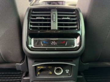 Volkswagen Passat B8 Variant Facelifting 2.0 TDI SCR 200KM 2023 Volkswagen Passat Variant Bussines 2.0TDI 150KM ASO,Dsg,VirtualCocpit,Kame, zdjęcie 33