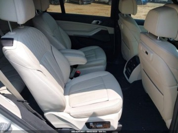 BMW X7 2020 BMW X7 M50I 2020 4.4l 4.4 Benzyna 523KM, zdjęcie 12