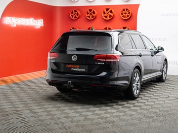 Volkswagen Passat B8 Variant 1.8 TSI BlueMotion Technology 180KM 2015 VOLKSWAGEN Passat 1.8 TSI Combi 180KM 2015, zdjęcie 5