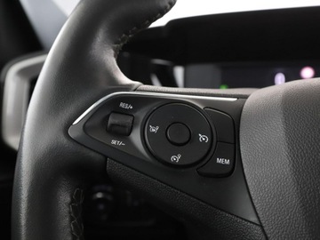 Opel Mokka II SUV 1.2 Turbo 136KM 2023 Opel Mokka FV23% Elegance 130KM kamera tempomat, zdjęcie 29