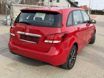 Mercedes Klasa B W246 Sports Tourer 180 BlueEFFICIENCY 122KM 2015 Mercedes B 180 LIFT 1.6 Benz 122KM NISKI PRZEBIEG!, zdjęcie 5