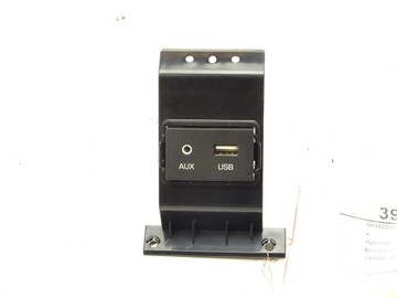 HNÍZDO USB AUX HYUNDAI ELANTRA VI 96120-F2000