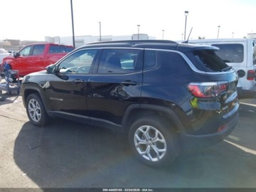 Jeep Compass II 2024 Jeep Compass Latitude 2024 2.0 Benzyna 200KM, zdjęcie 2