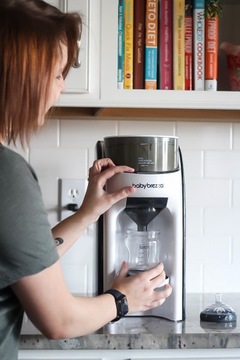 Baby Brezza: Молочная машина Formula Pro Advanced