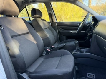 Volkswagen Bora Sedan 1.6 16V 105KM 2003 Volkswagen Bora Manual | Krajowy| Po rozrządzie |, zdjęcie 29