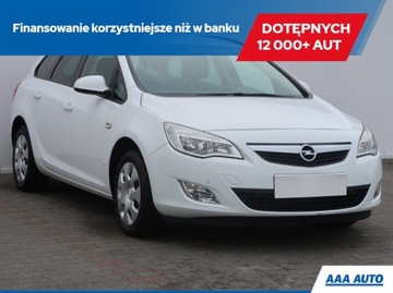 Opel Astra J Sports Tourer 1.4 Turbo ECOTEC 140KM 2011 Opel Astra 1.4 T, 1. Właściciel, Klima, Tempomat