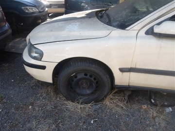 BLATNÍK LEVÝ PŘEDNÍ VOLVO V70 II
