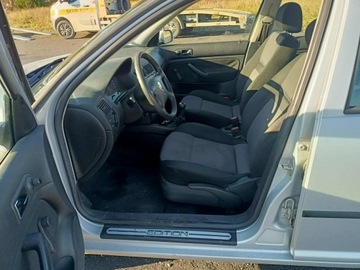 Volkswagen Golf IV Hatchback 1.9 TDI 90KM 2000 Volkswagen Golf 1.9TDI 90 km 00r, zdjęcie 4