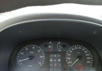 Renault Thalia I 1.5 dCi 65KM 2002 Renault Thalia Renault Thalia 1.5 Diesel 65KM, zdjęcie 13