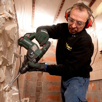 Комбинированный перфоратор и ударная дрель Metabo KHE 3251 SDS-plus