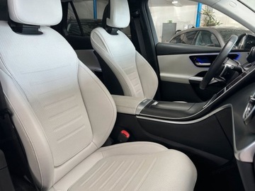 Mercedes GLC C254/X254 Coupe 2.0 220d 197KM 2026 MERCEDES-BENZ GLC 220 d 4-Matic AMG Line Suv 197KM 2026, zdjęcie 6