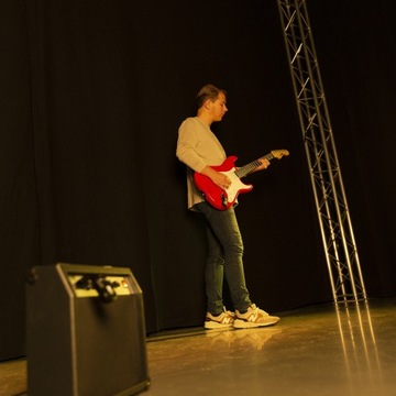 Bezprzewodowy system gitarowy nadajnik+ odbiornik