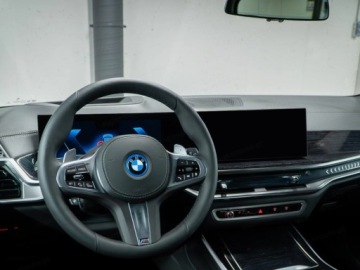 BMW X5 G05 SUV Plug-In Facelifting 3.0 50e 490KM 2026 BMW X5 xDrive50e Individual Edition Suv 3.0 (489KM) 2026, zdjęcie 8