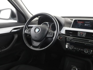 BMW X1 F48 Crossover sDrive18d 150KM 2019 BMW X1 Navi czujniki aut.klima bluetooth, zdjęcie 15