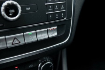 Mercedes CLA C117 Coupe Facelifting 1.6 180 122KM 2017 Mercedes-Benz CLA CLA 180 7-G DCT Progressive Salon Polska Autotrade Mer, zdjęcie 28