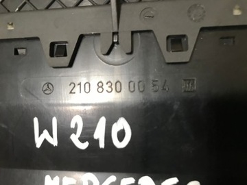 РЕШЕТКА ЦЕНТРАЛЬНОЙ ВОЗДУХА MERCEDES A2108300054