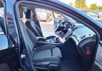 Opel Insignia I Sports Tourer 2.0 CDTI ECOTEC 160KM 2009 Opel Insignia 2,0 CDTI 160 Xenon Navi 2.0 Diesel 160KM, zdjęcie 21