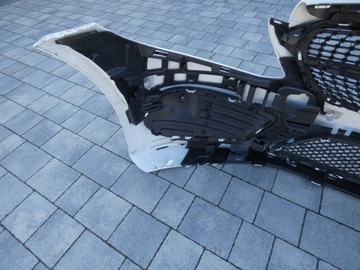 Grill zderzak kratki MERCEDES C-klasa W205 prz lif