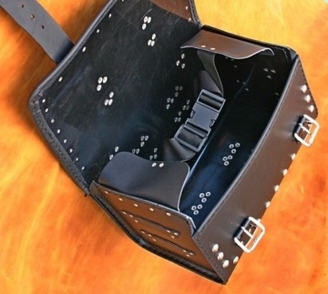 Кожаный чехол для мотоцикла K1A - гладкий, производитель SAKO