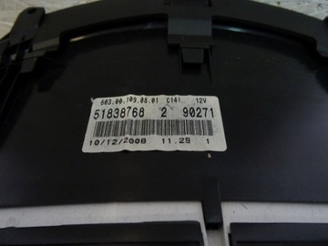 FIAT CROMA FACELIFT 1.9JTD PŘÍSTROJOVÁ DESKA 51838768