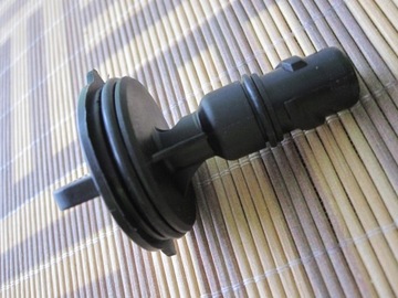 ZAWÓR ODPOWIETRZAJĄCY PCV ODMA JEEP CHRYSLER DODGE