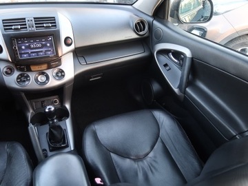 Toyota RAV4 III MPV 2.2 16V D-4D 177KM 2006 Toyota RAV 4 2.2 D-CAT, 174 KM, 4X4, Klima, zdjęcie 7