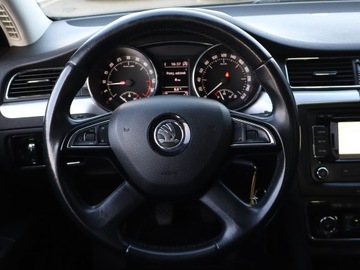 Skoda Superb II Outdoor 2.0 TDI CR DPF 170KM 2014 Skoda Superb 2.0 TDI, 167 KM, Navi, Klima, zdjęcie 15