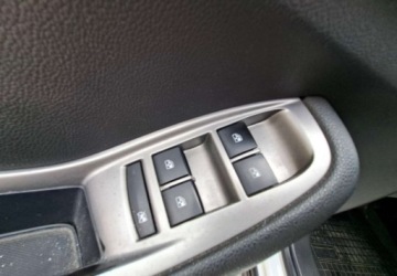 Chevrolet Orlando 1.8 141KM 2012 Chevrolet Orlando Zarejestrowany - benzyna - automat - 7 foteli 1.8 Benzyna, zdjęcie 22
