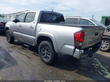 Toyota Tacoma II 2021 Toyota Tacoma SR5 V6 2021 3.5 Benzyna 278KM, zdjęcie 3