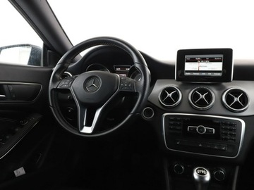 Mercedes CLA C117 Coupe 1.6 200 156KM 2014 Mercedes CLA 200 skóra navi klima full LED kamera, zdjęcie 15