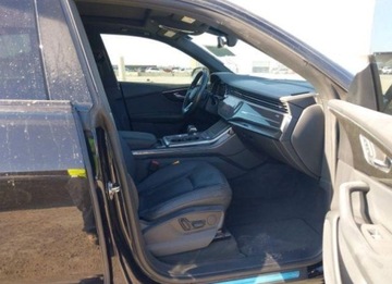 Audi Q8 2019 Audi Q8 2019, 3.0L, 4x4, PREMIUM, od ubezpieczalni 3.0 Benzyna 335KM, zdjęcie 10