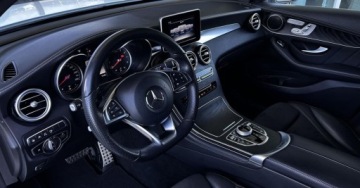 Mercedes GLC C253 Coupe 2.0 300 245KM 2018 Mercedes-Benz GLC SalonPL AMG Line Kamera360 Pneumatyka Integracja smartfo, zdjęcie 9