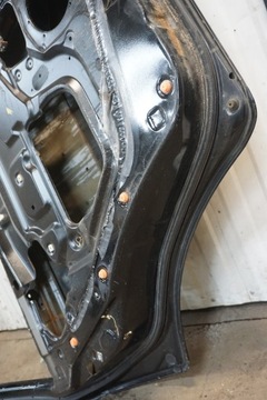 NISSAN PATROL DVEŘE LEVÝ ZADNÍ LEVÉ GR Y61 97-04R