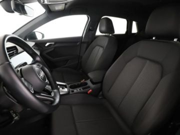 Audi A3 8Y Sportback 1.5 35 TFSI 150KM 2021 Audi A3 Sportback 35 TFSI MHEV Automat Advanced, zdjęcie 12