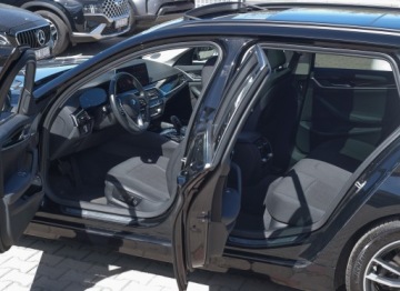 BMW Seria 5 G30-G31 Touring Plug-In 2.0 530e 292KM 2022 BMW 530e 292ps Panorama Hak ACC 4xKlima HiFi 18” Webasto Kamera Sam Parkuje, zdjęcie 10