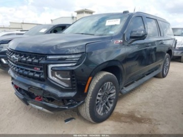 Chevrolet Suburban GMT900 2025 Chevrolet Suburban 2025r., 4x4, 5.3L 5.3 Benzyna 335KM, zdjęcie 1