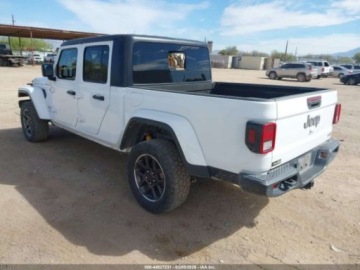 Jeep Gladiator 2022 Jeep Gladiator Overland 2022 3.6 Benzyna 285KM, zdjęcie 2