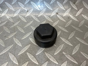 ПРОБКА, ПРОБКА, БОЛТ, ПОЛУГАЙКИ ОСИ, ЭМБЛЕМА