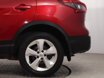 Nissan Qashqai II Crossover 1.2 DIG-T 115KM 2017 Nissan Qashqai 1.2 DIG-T, Salon Polska, zdjęcie 14