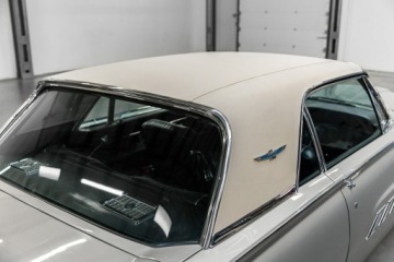 Ford Thunderbird III 1962 Ford Thunderbird 6.4 V8. Stan kolekcjonerski. 1963, zdjęcie 15