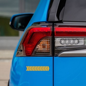 Светоотражающие наклейки ARROW для велосипедов, шлемов и автомобилей.