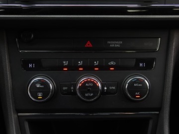 Seat Leon III ST 1.6 TDI CR 105KM 2015 Seat Leon 1.6 TDI, Salon Polska, Serwis ASO, zdjęcie 12