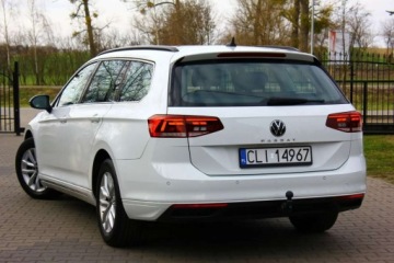 Volkswagen Passat B8 Variant Facelifting 2.0 TDI SCR 150KM 2020 Volkswagen Passat 2.0 TDI 150KM Bezwypadkowy 100 Serwisowany I Wlasciciel, zdjęcie 8