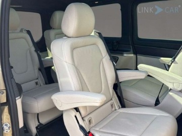 Mercedes Klasa V W447 Długi Facelifting 2.0 300d 237KM 2024 Mercedes-Benz Klasa V V 300 CDI 4MATIC AMG AVANTGARDE Dlugi 2.0 Diesel, zdjęcie 7