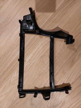 PRIUS III FACELIFT RÁMEČEK AUTORÁDIO