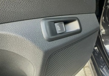 Skoda Kamiq Crossover 1.0 TSI 110KM 2021 Skoda Kamiq 1.0 TSI 110 KM 6 bieg.manual Style Benzyna 110KM, zdjęcie 16